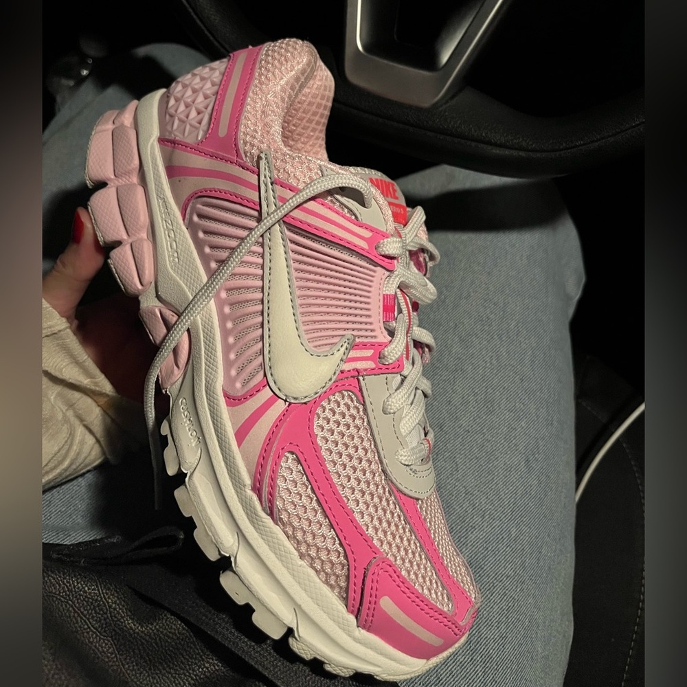 Nike Vomero 5